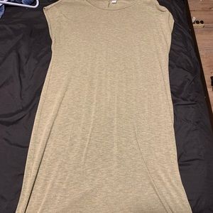✨ old navy women’s t-shirt dress ✨ olive color, size XL